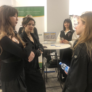 imageGallery