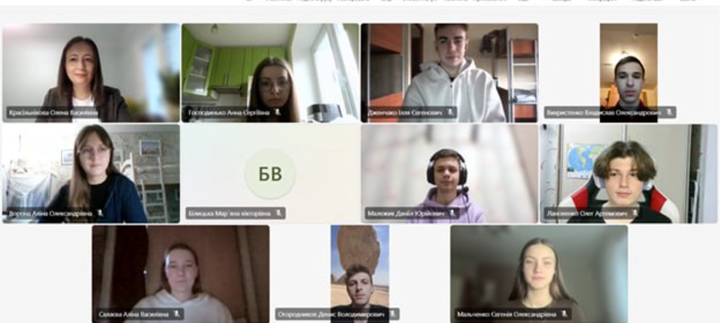 Студентський науковий клуб “Дискурс” продовжує надихати!