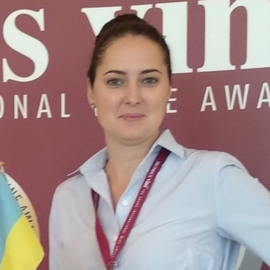 https://adm.sute.edu.ua/sites/default/files/styles/teacher_180_180/public/2025-10/%D0%A2%D0%BE%D0%B4%D0%BE%D1%80%D1%8E%D0%BA%20%D0%9E%D0%BB%D1%8C%D0%B3%D0%B0%20%D0%91%D0%BE%D1%80%D0%B8%D1%81%D1%96%D0%B2%D0%BD%D0%B0.jpg.webp?itok=fWzHBmpM