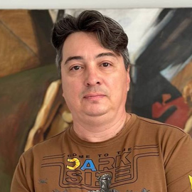 https://adm.sute.edu.ua/sites/default/files/styles/teacher_180_180/public/2025-11/%D0%9A%D0%BE%D0%B7%D1%96%D0%BA%20%D0%92%D0%B0%D0%B4%D0%B8%D0%BC%20%D0%92%D1%96%D0%BA%D1%82%D0%BE%D1%80%D0%BE%D0%B2%D0%B8%D1%87.jpg.webp?itok=gmfjYE-4